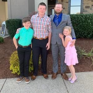 Meet your Posher, Levy